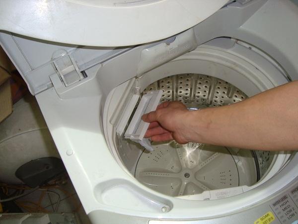 Dịch vụ vệ sinh máy giặt tại Tân Uyên